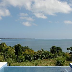 Deluxe Bungalow